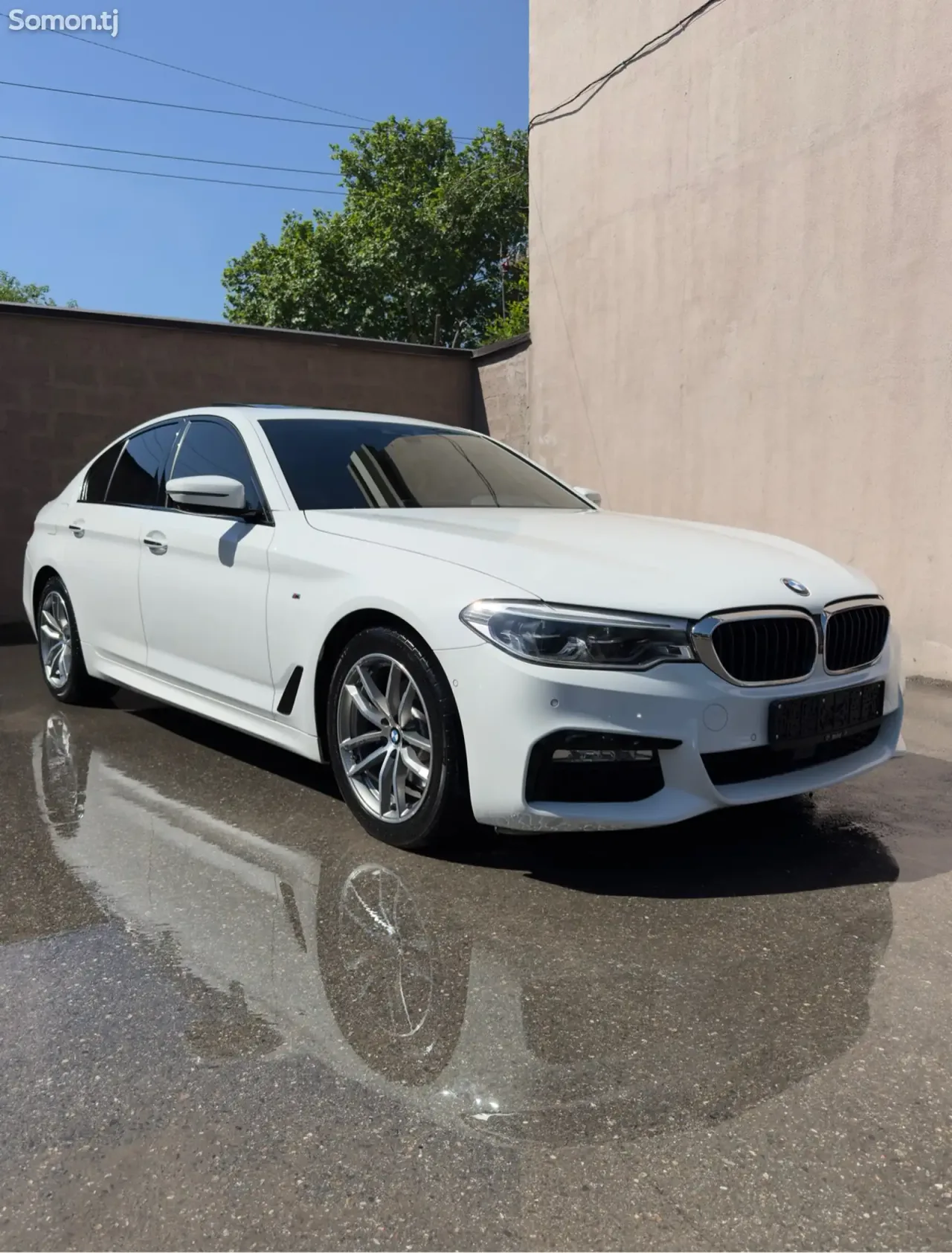 BMW 5 series 2017 · 2.0 AT