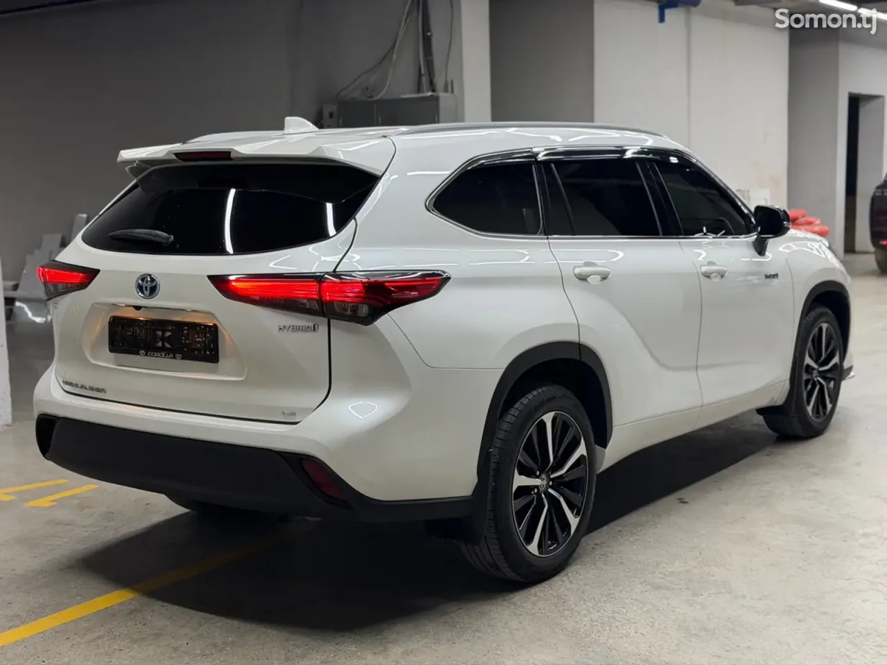 Toyota Highlander 2020 · 2.5 AT