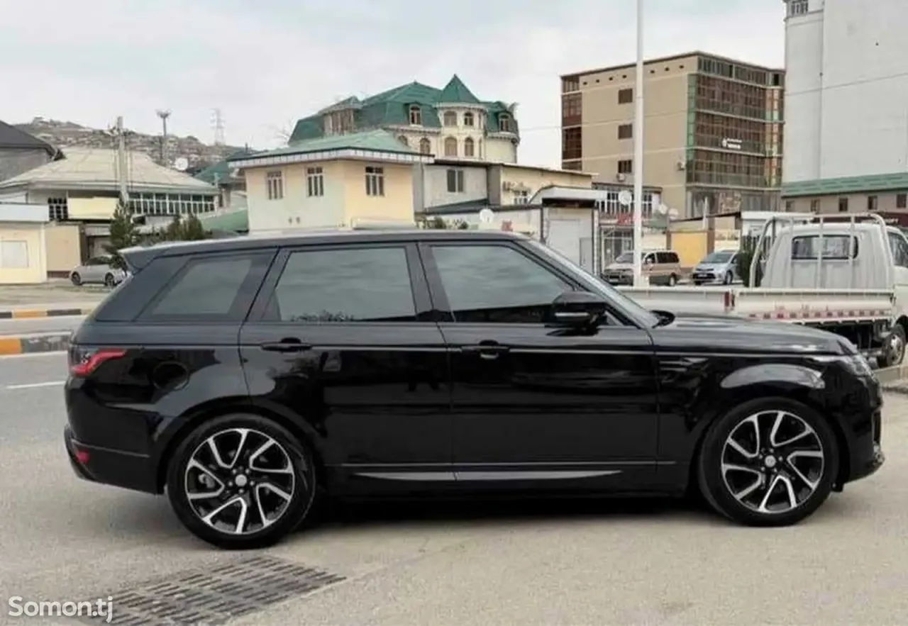 Land Rover Range Rover Sport 2019 · 3.0 AT