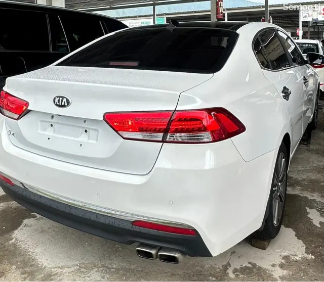 Kia K4 2014 · 2.0 AT