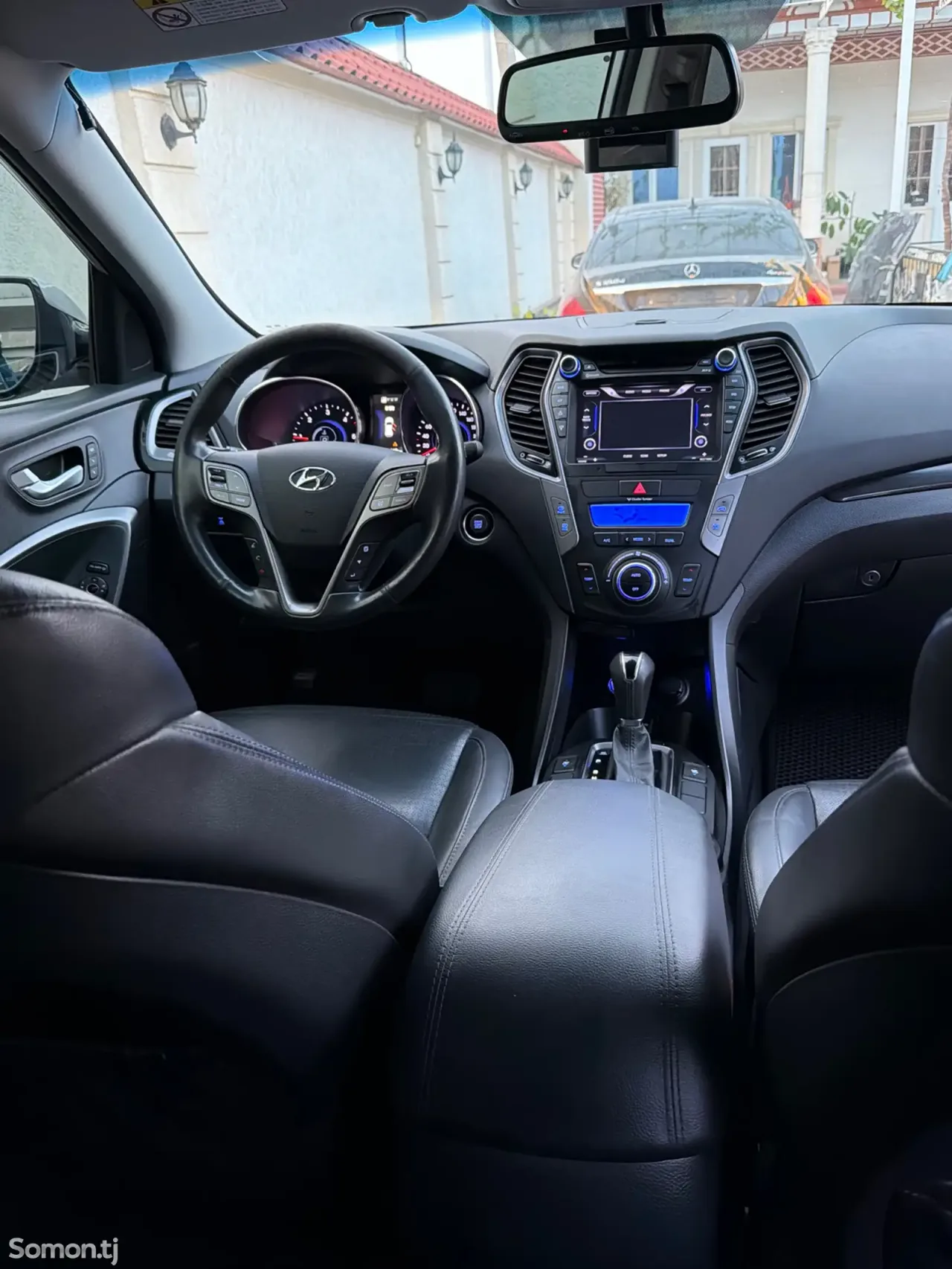 Hyundai Santa Fe 2015 · 2.0 AT