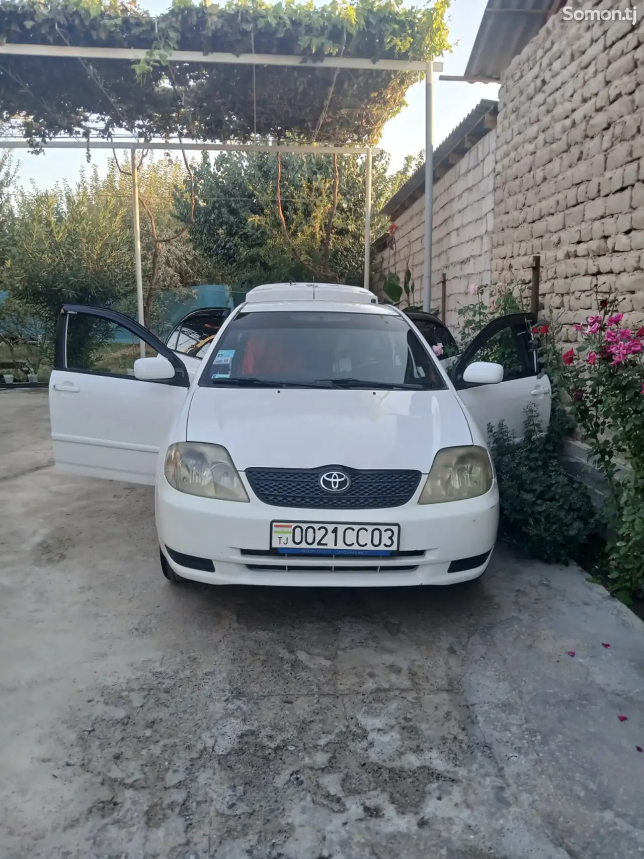 Toyota Corolla 2003 · 1.8 MT