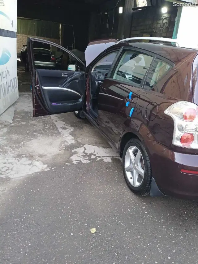 Toyota Corolla Verso 2008 · 1.8 MT