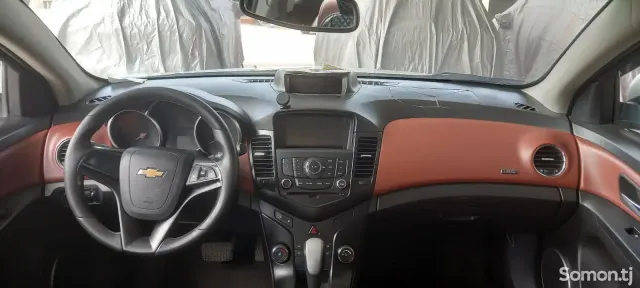 Chevrolet Cruze 2009 · 1.6 AT