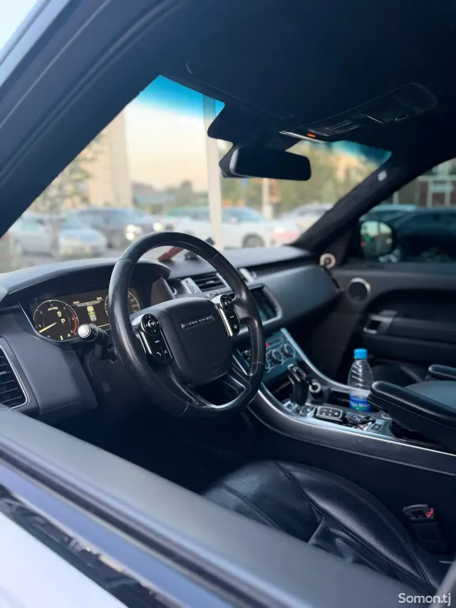 Land Rover Range Rover Sport 2015 · 3.0 AT