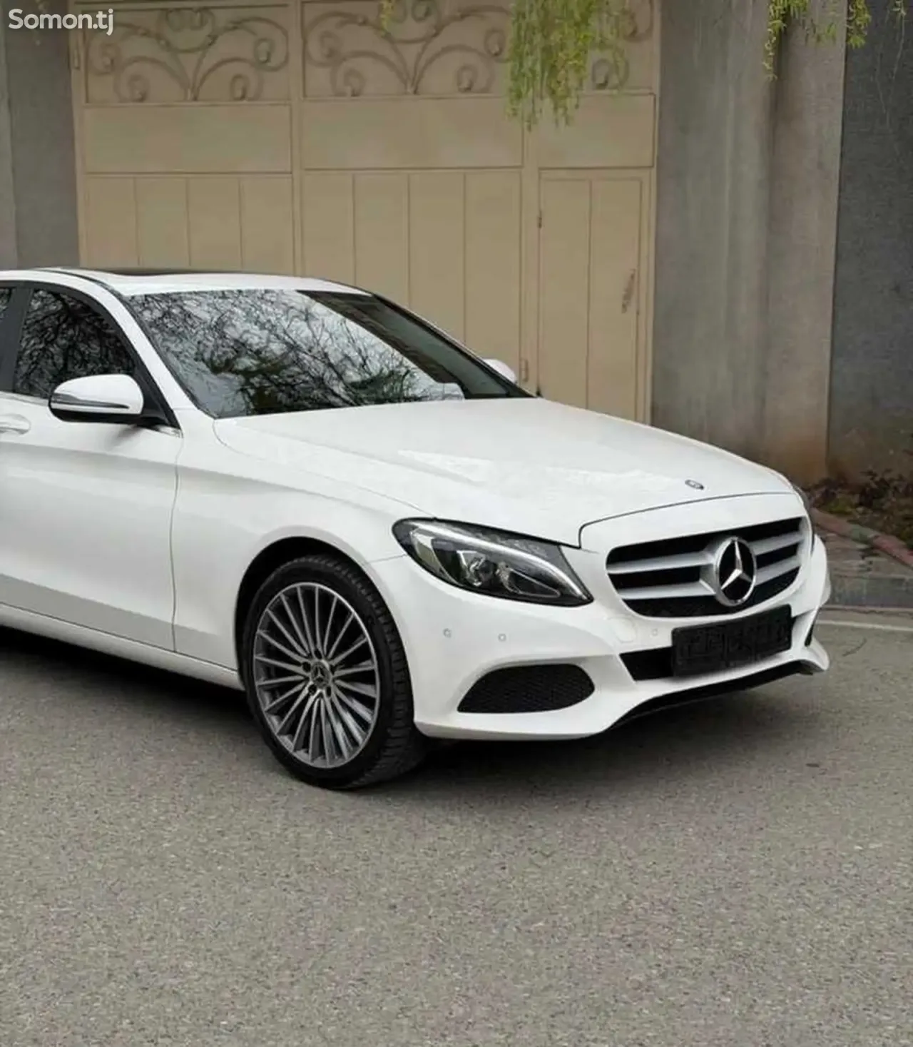 Mercedes-Benz C class 2016 · 2.0 AT