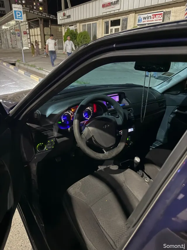 Lada (ВАЗ) Priora 2015 · 1.6 MT
