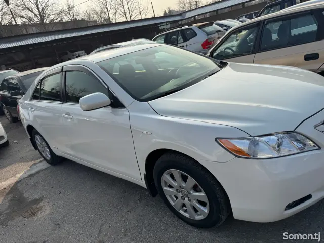 Toyota Camry 2006 · 2.4 AT