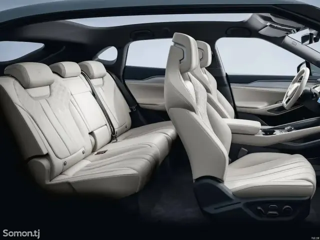 BYD Han EV 2024 · AT