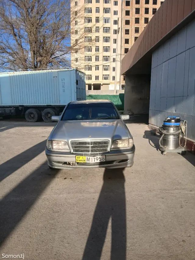 Mercedes-Benz C class 1994 · 1.8 MT
