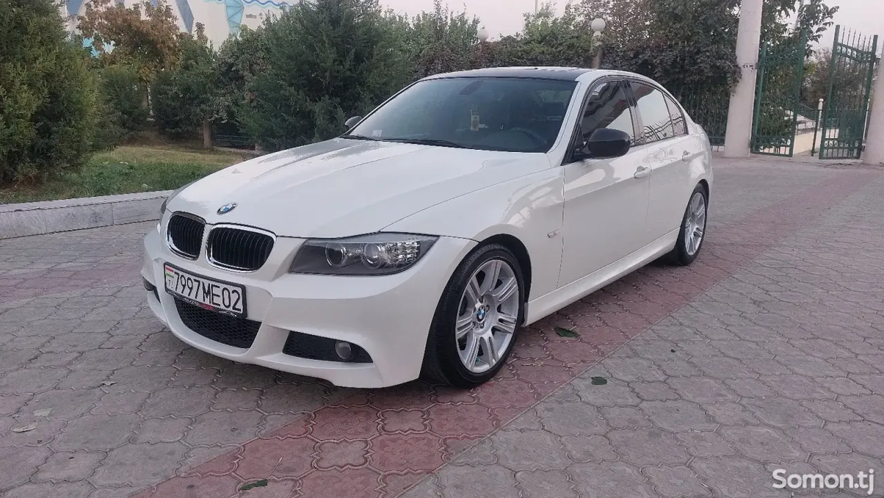 BMW 3 series 2010 · 2.0 AT
