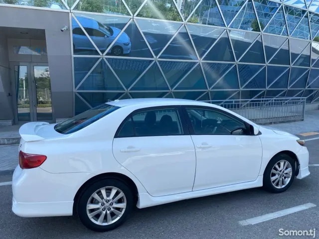 Toyota Corolla 2010 · 1.8 AT