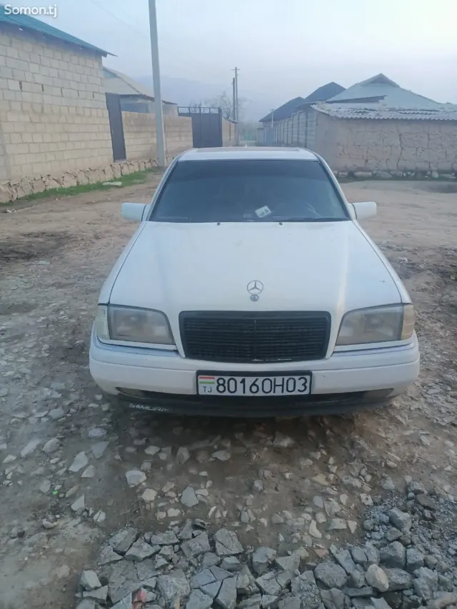 Mercedes-Benz B class 1996 · 1.8 MT