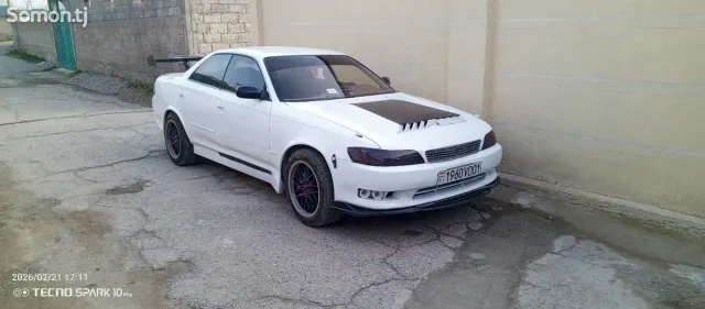 Toyota Mark II 1993 · 2.2 AT