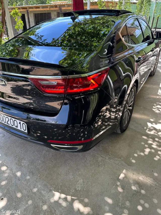 Kia K7 2017 · 3.3 AT