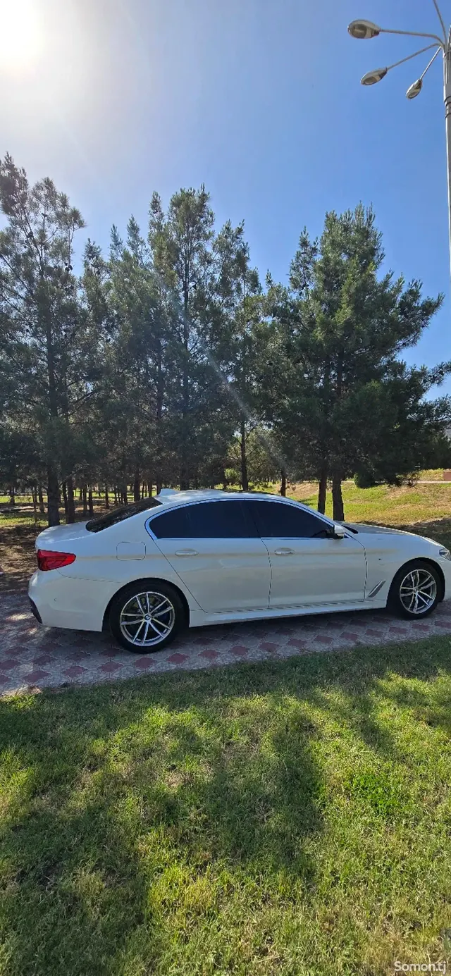 BMW 5 series 2017 · 2.0 AT
