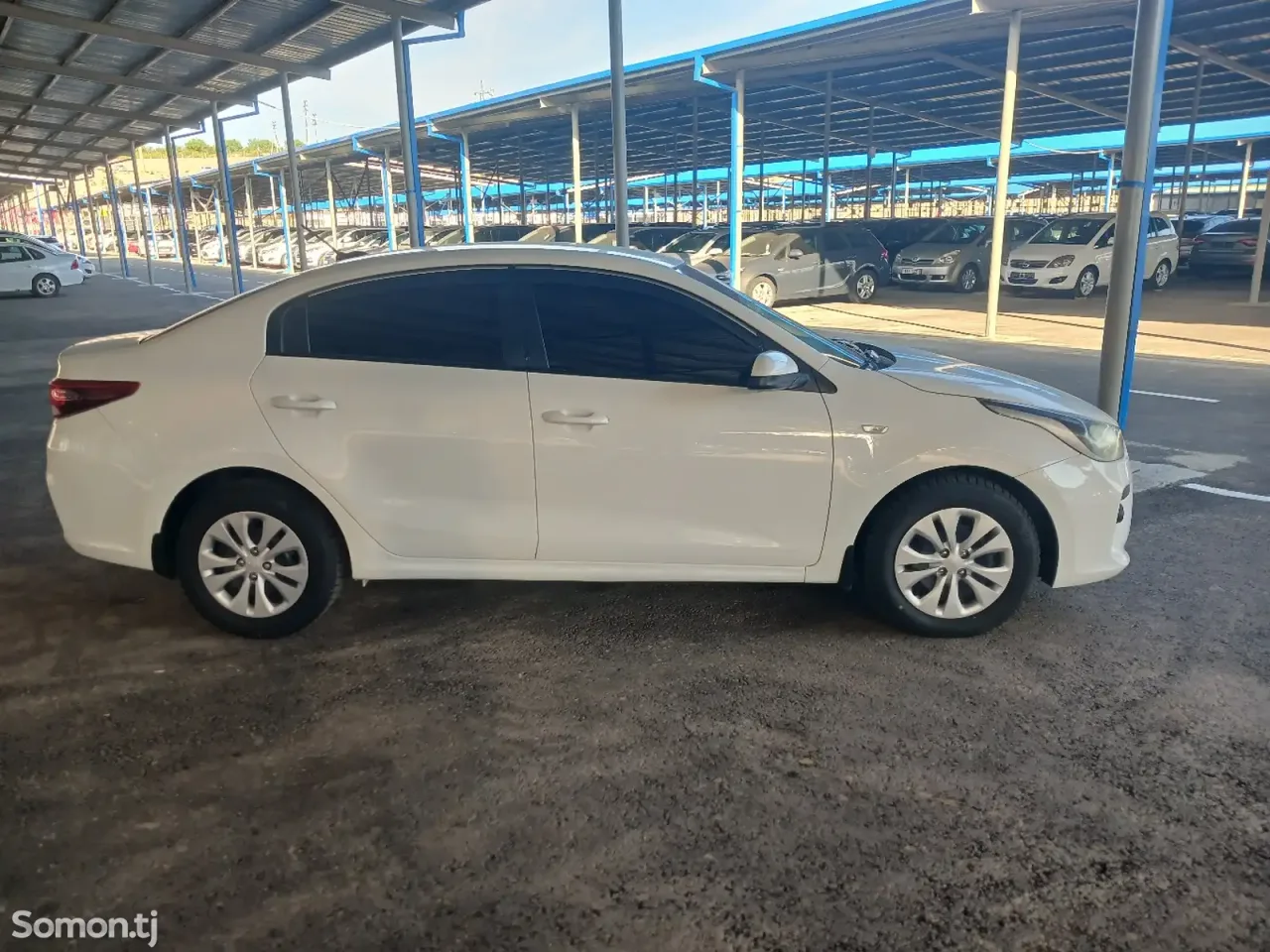 Kia Rio 2019 · 1.6 AT