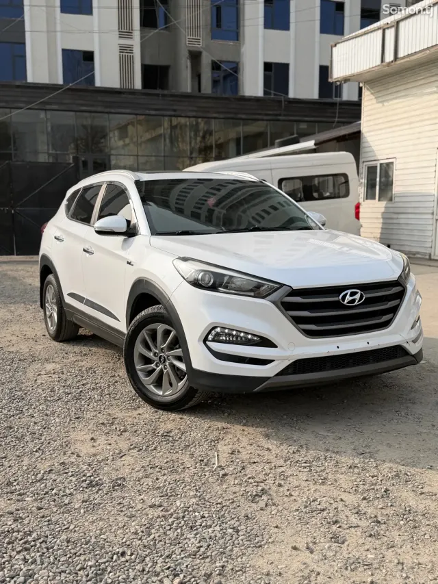 Hyundai Tucson 2016 · 1.6 AT