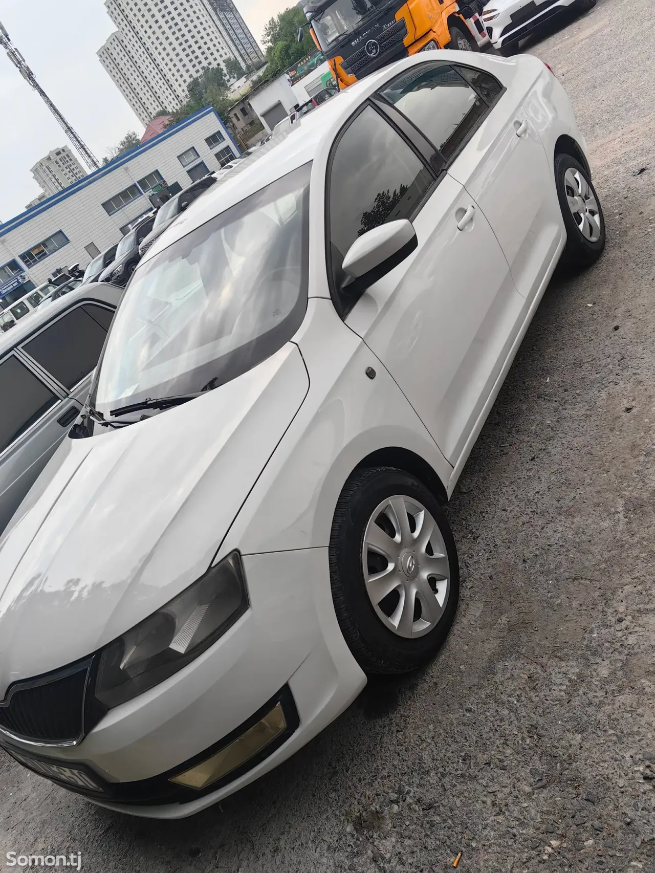 Skoda Rapid 2017 · 1.6 AT