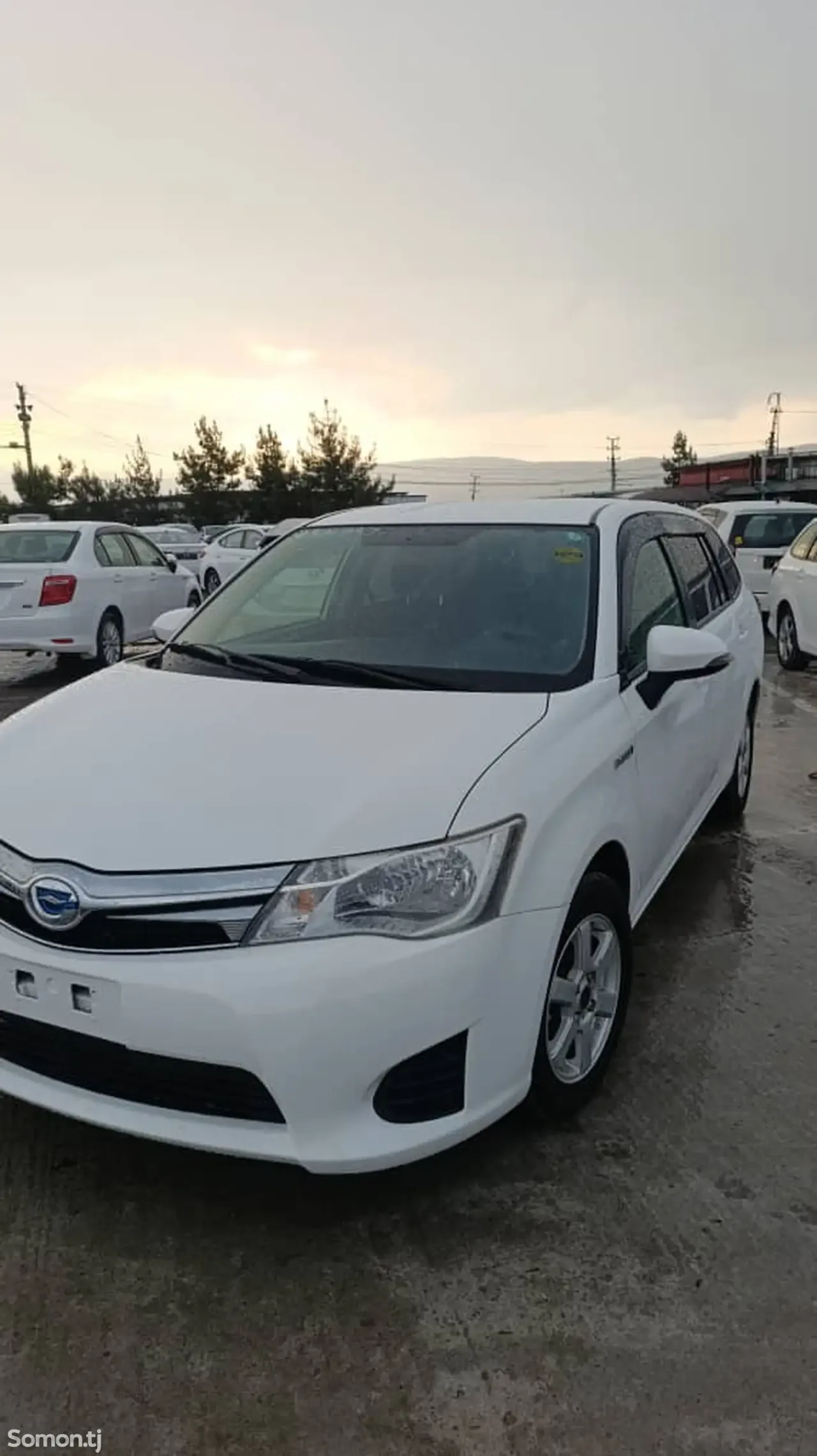 Toyota Fielder 2014 · 1.5 AT