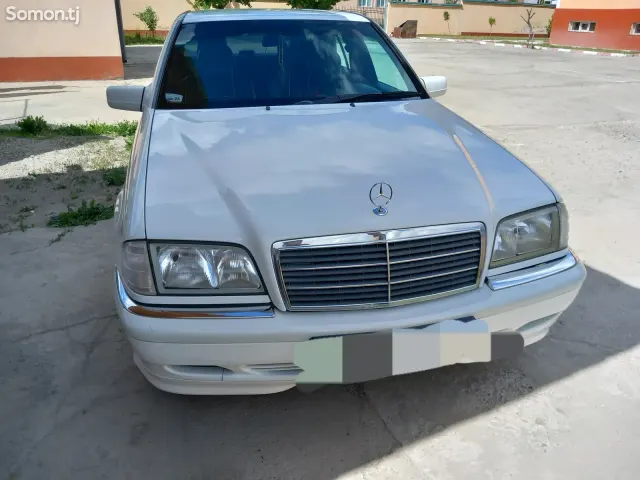 Mercedes-Benz C class 1998 · 1.8 MT