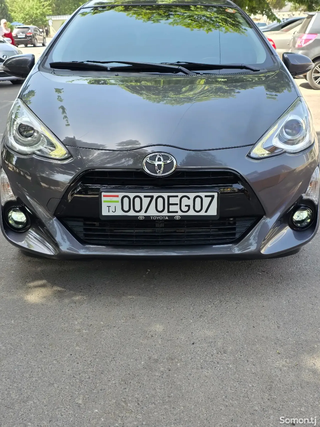 Toyota Aqua 2015 · 1.5 AT