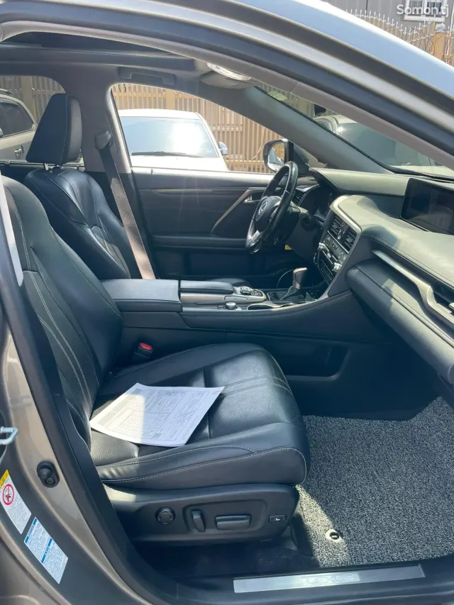 Lexus RX series 2018 · 4.5 AT