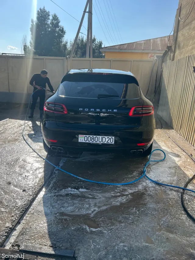 Porsche Macan 2015 · 3.6 AT