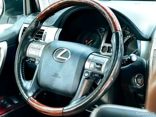 Lexus GX series 2015 · 4.6 AT
