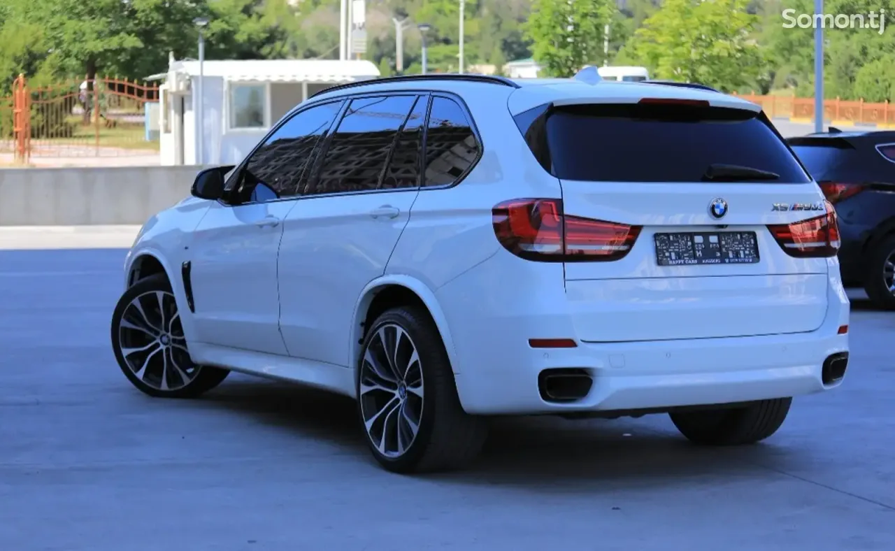BMW X5 M 2015 · 5.0 AT