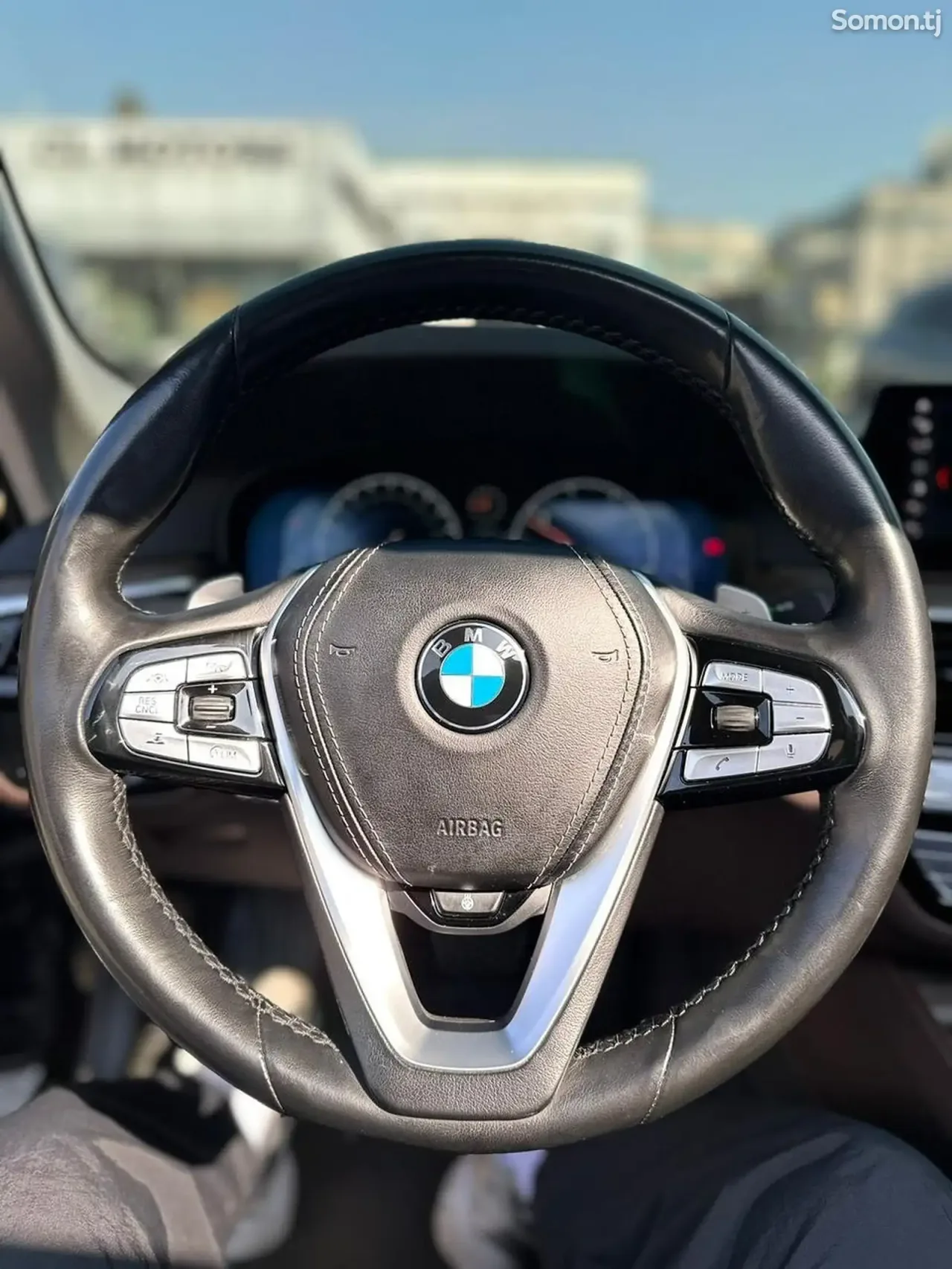 BMW 5 series 2019 · 2.0 AT