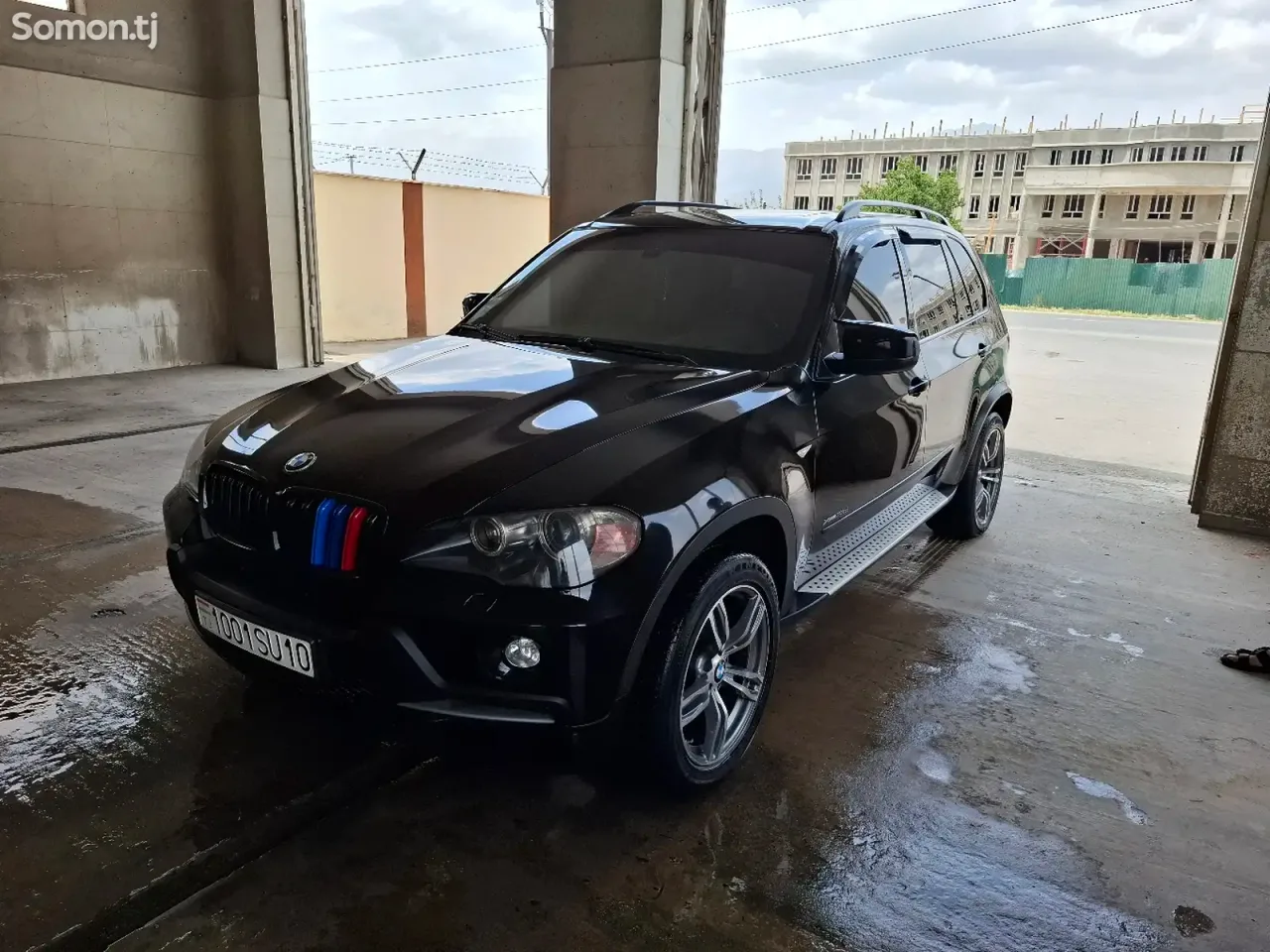 BMW X5 2010 · 3.5 AT