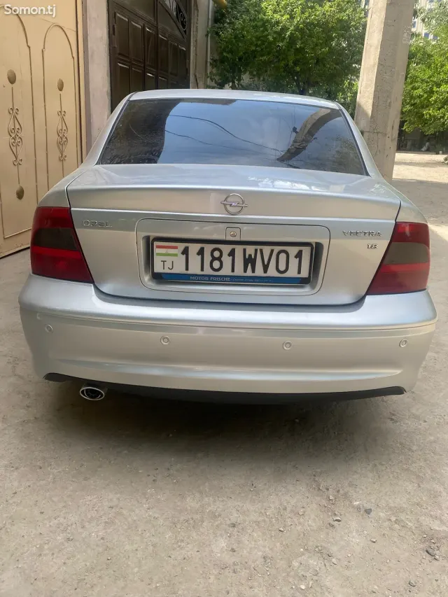 Opel Vectra B 2001 · 1.8 MT