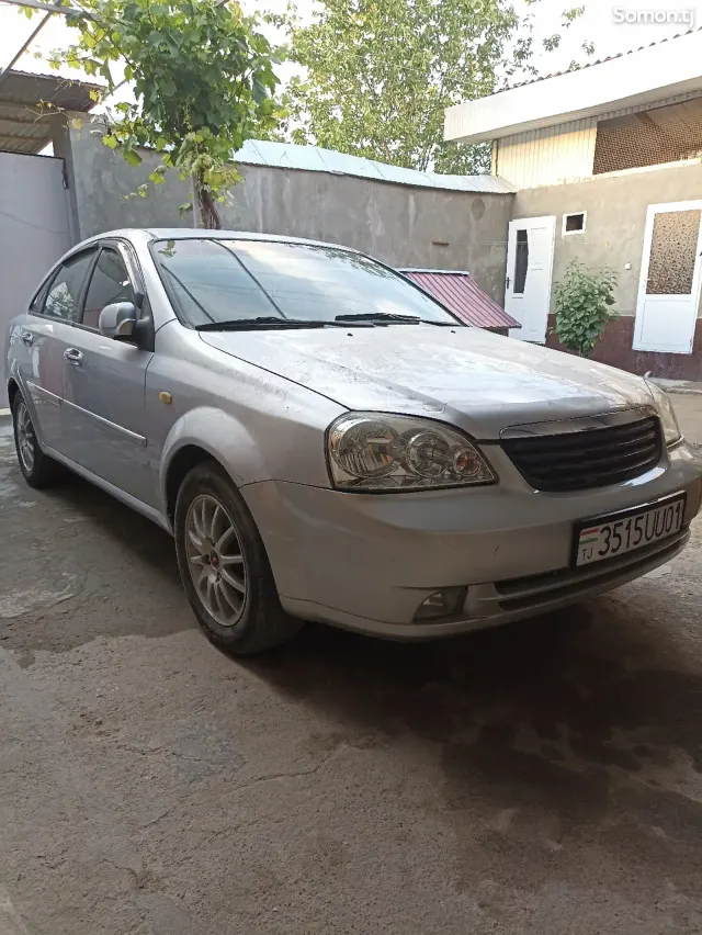 Daewoo Lacetti 2008 · 1.6 MT