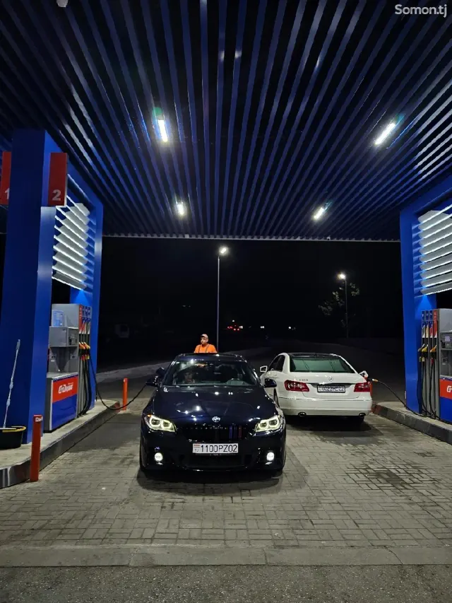BMW 5 series 2015 · 3.0 AT
