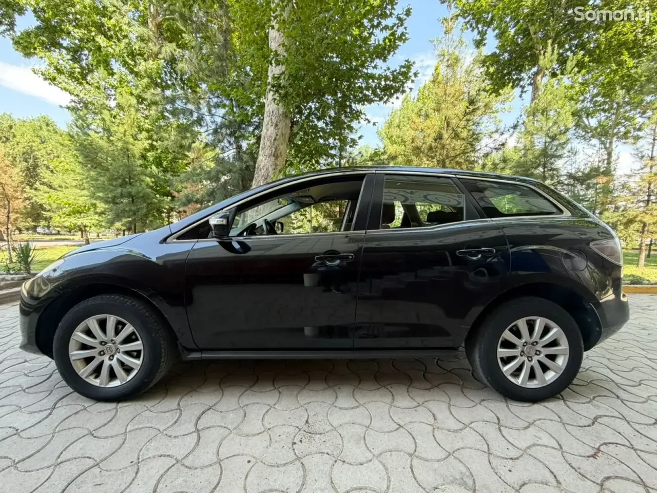 Mazda CX-7 2012 · 1.8 AT