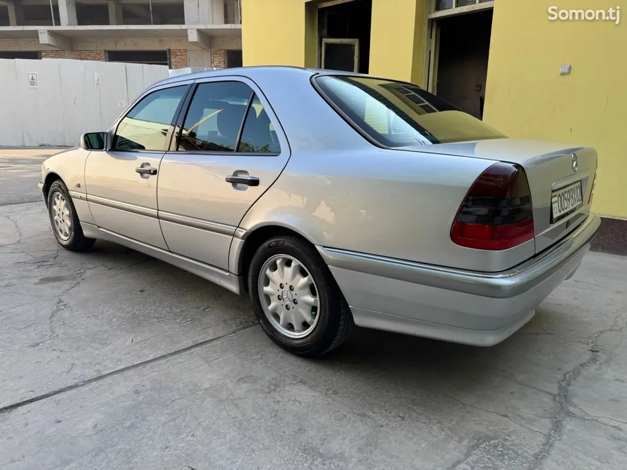 Mercedes-Benz C class 2000 · 1.8 AT