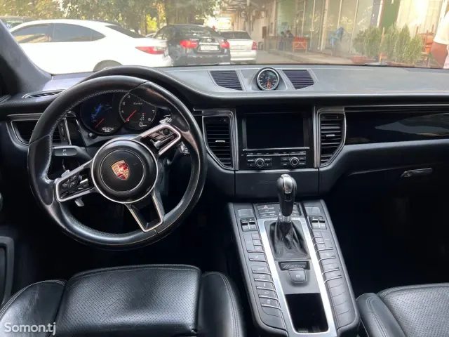 Porsche Macan 2015 · 3.6 AT