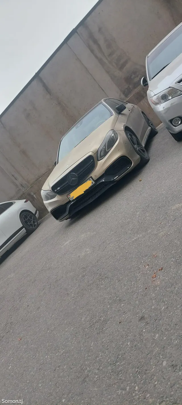 Mercedes-Benz E class 2012 · 3.5 AT