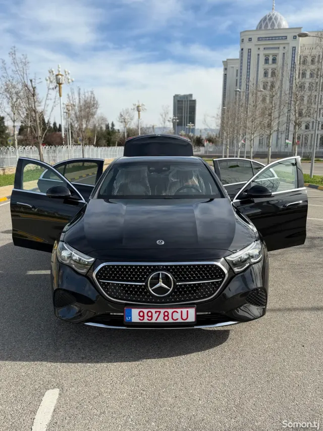 Mercedes-Benz E class 2025 · 3.0 AT