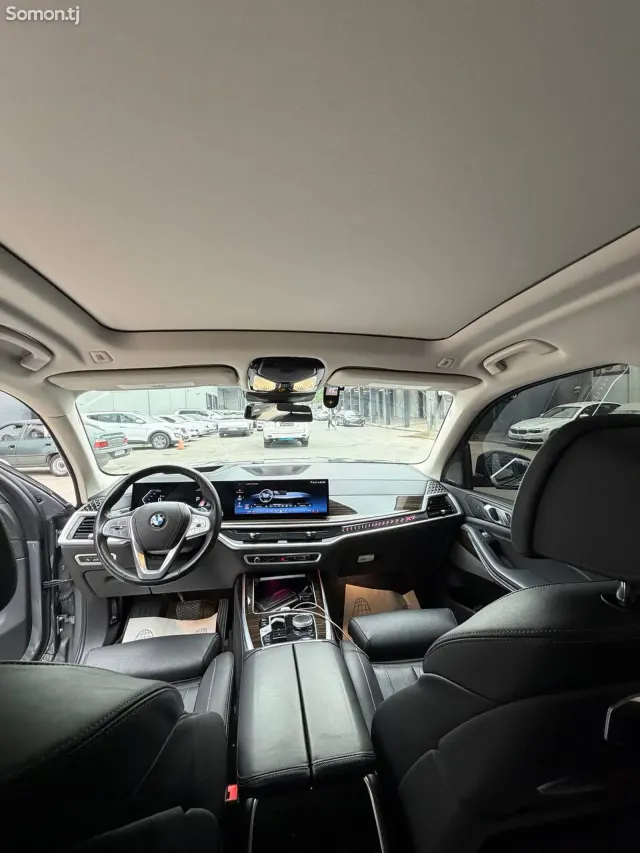 BMW X7 2024 · 4.0 AT