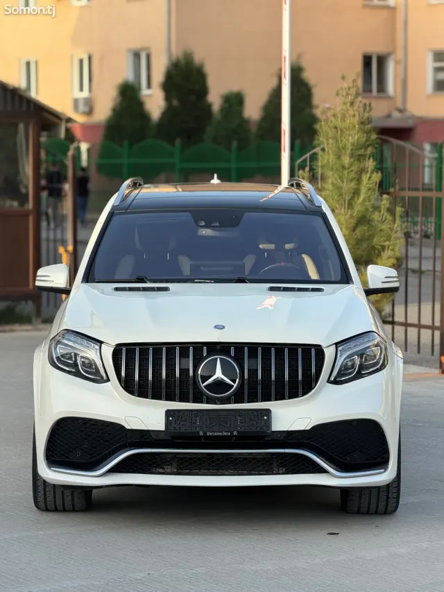 Mercedes-Benz GL class 2014 · 6.3 AT
