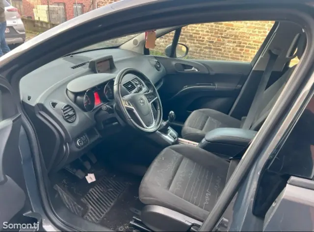 Opel Meriva 2015 · 1.6 MT