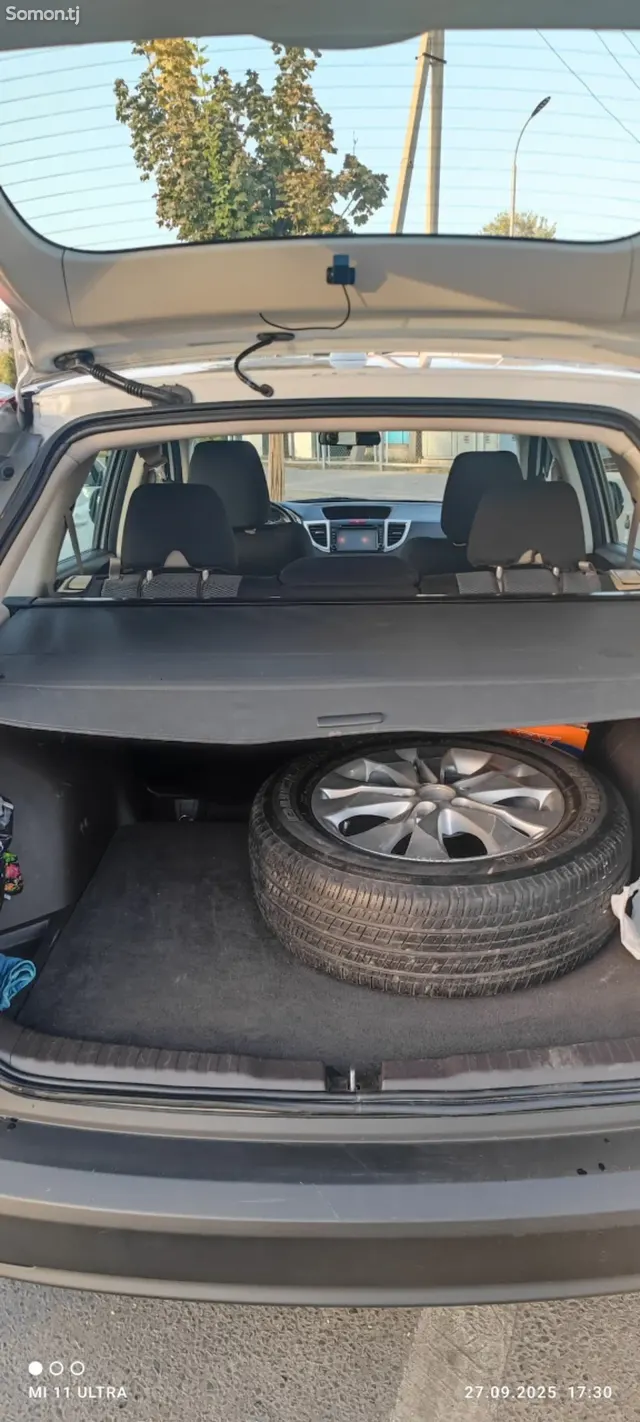 Honda CR-V 2012 · 2.4 AT