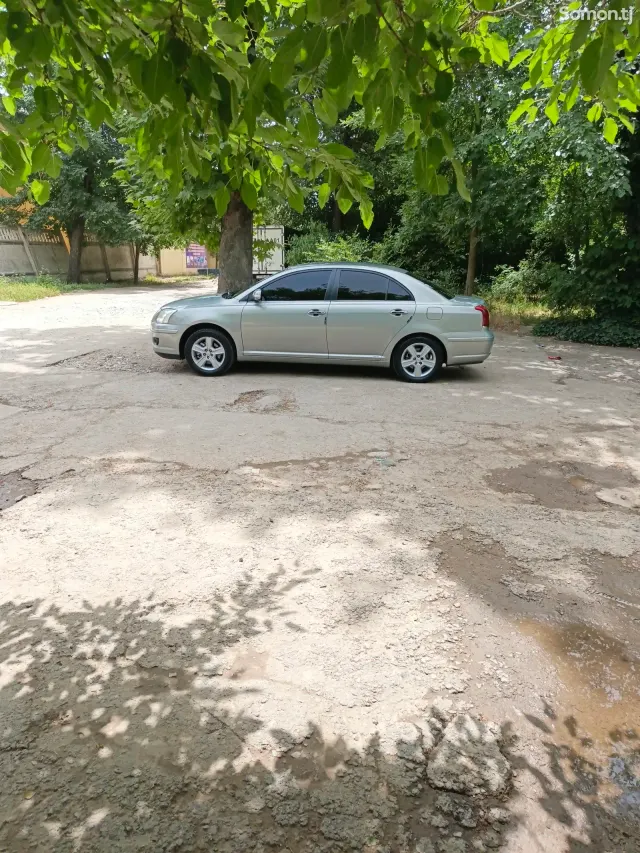 Toyota Avensis 2008 · 2.0 AT