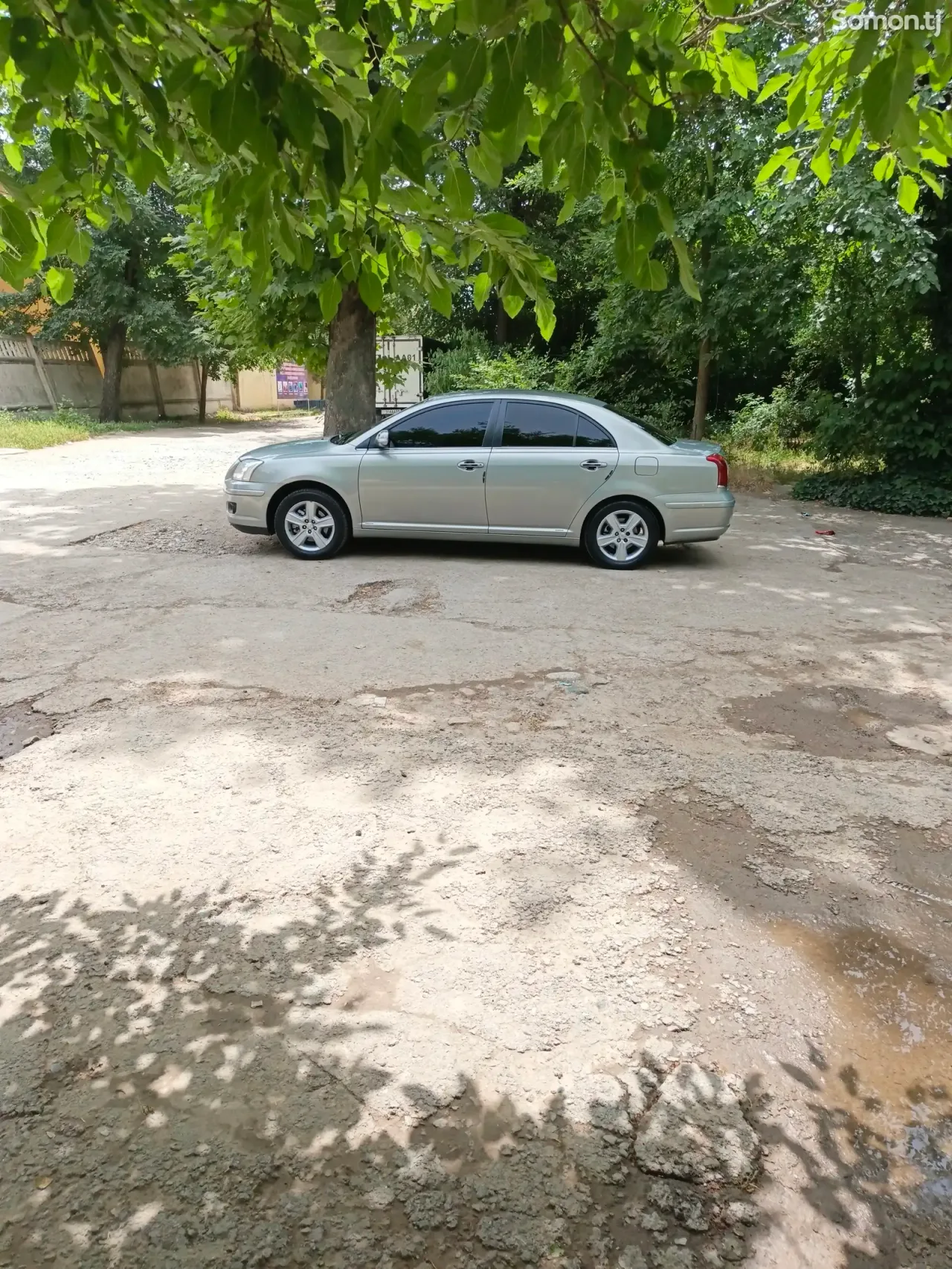 Toyota Avensis 2008 · 2.0 AT