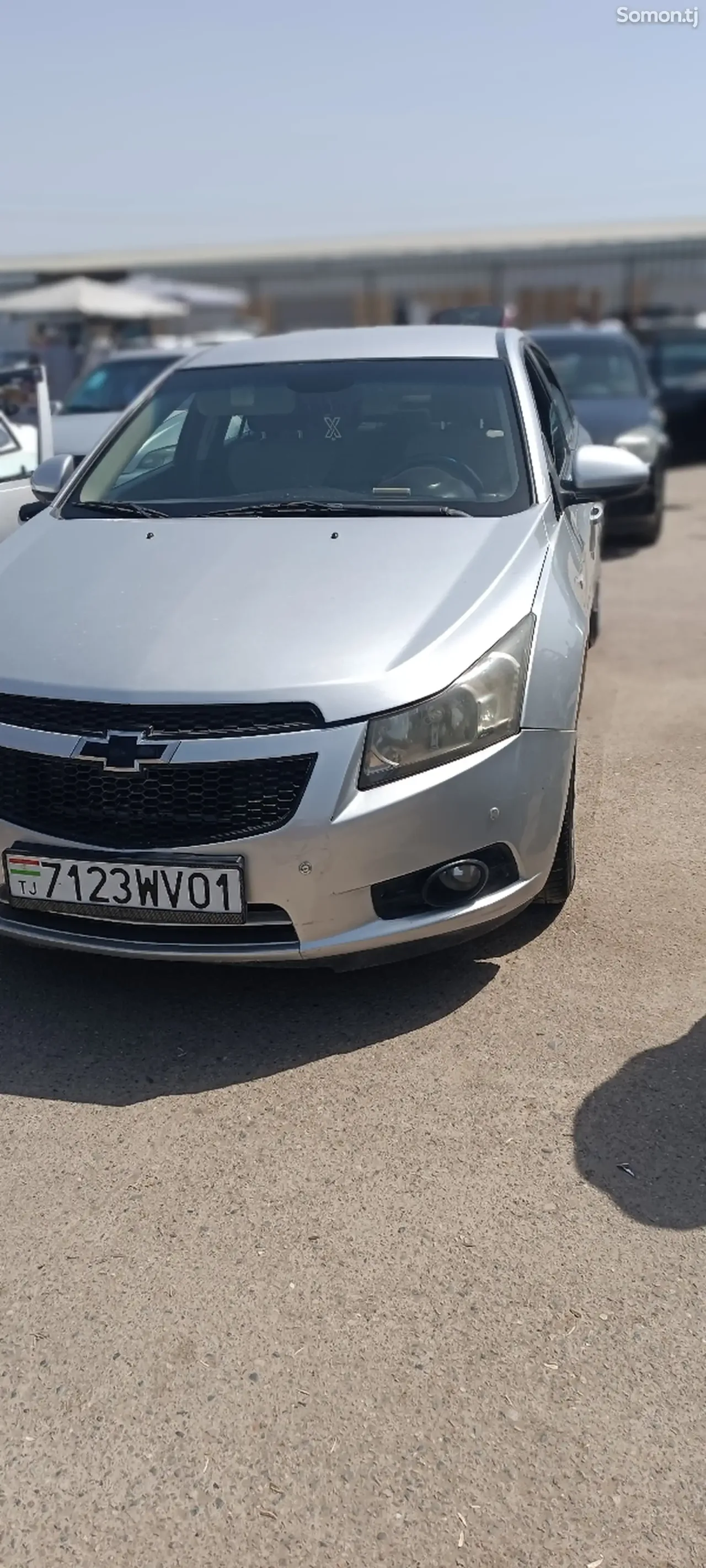 Chevrolet Cruze 2011 · 1.8 AT