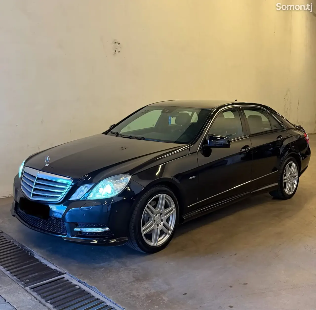 Mercedes-Benz E class 2012 · 2.0 AT