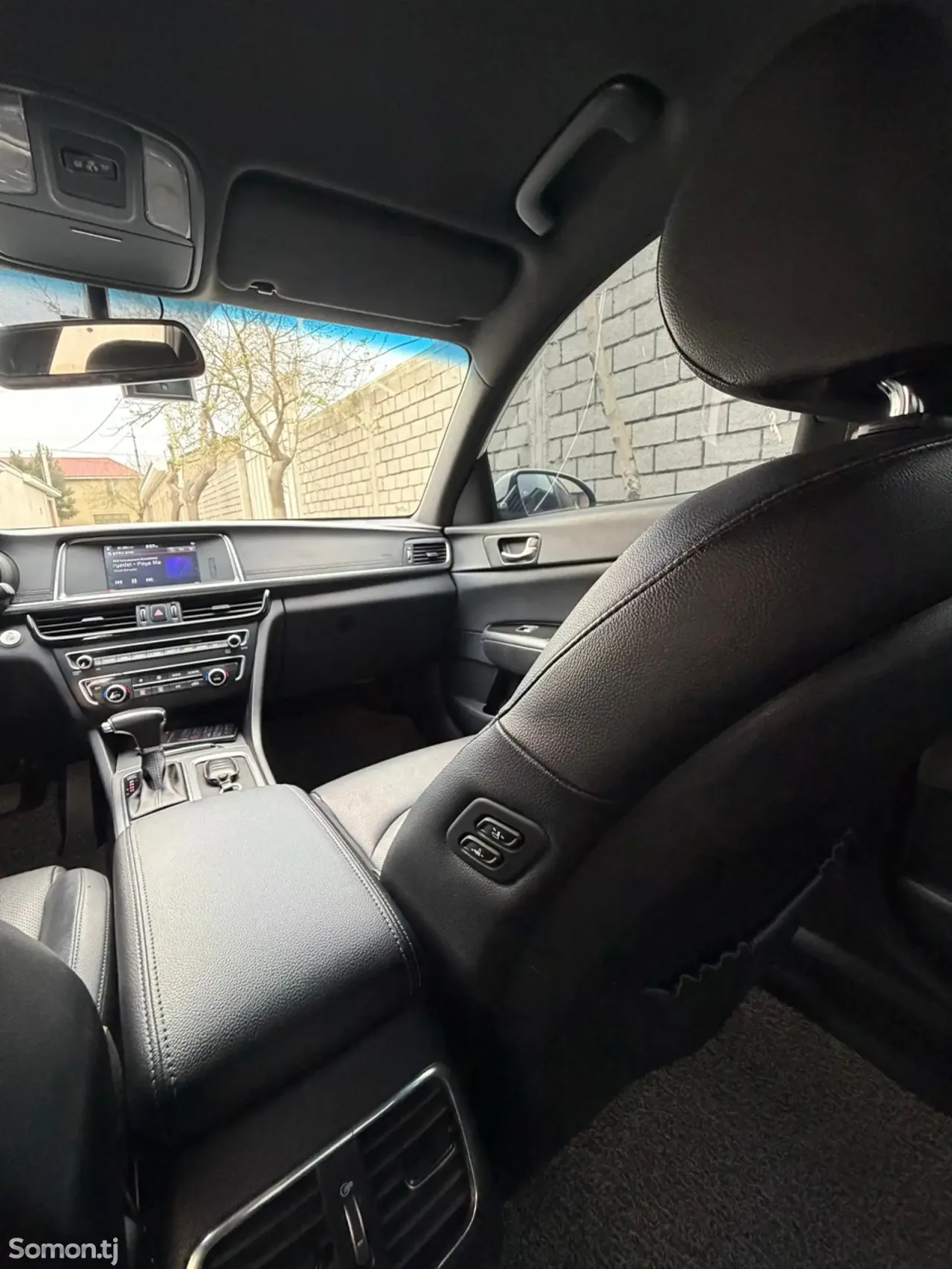 Kia K5 2016 · 2.0 AT