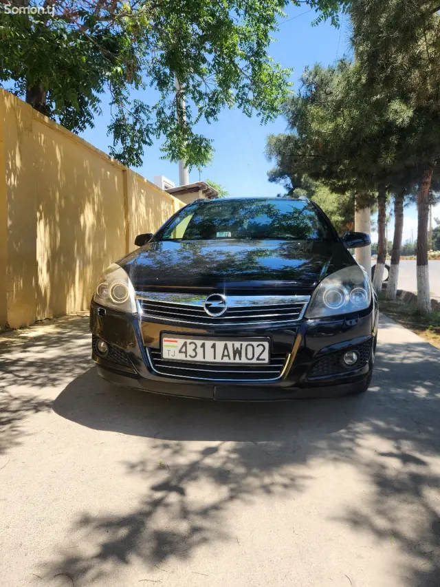 Opel Astra H 2008 · 1.8 MT